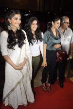 Sridevi, Boney Kaoor,Sonam Kapoor at Shirin Farhad Ki Toh Nikal Padi special screening in Cinemax on 23rd Aug 2012 (221).JPG